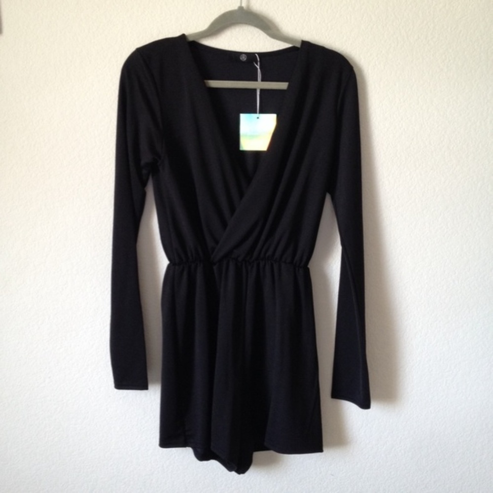 ANY OFFER Missguided Black Long Sleeve Romper M